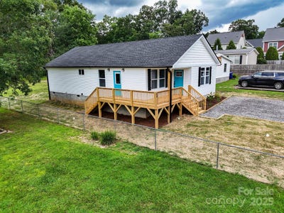 /international/us/58-goldmont-street-black-mountain-nc-110101007935/?lang=zh-cn