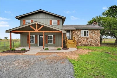 /international/us/601-e-warren-road-blair-ok-110108393408/