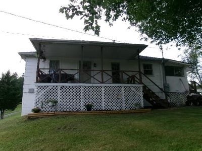/international/us/270-mary-i-johnson-road-princeton-wv-110101047635/