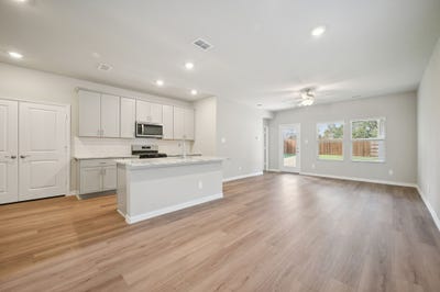 /international/us/201-decoursey-drive-princeton-tx-110120410958/