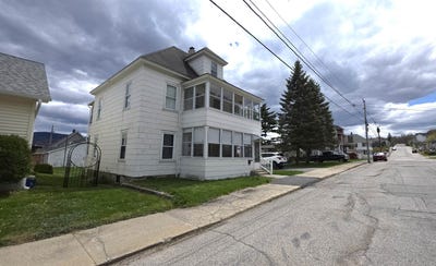 /international/us/866-5th-avenue-berlin-nh-110107939819/