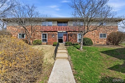 /international/us/4229-carrollton-drive-bridgeton-mo-110106960176/