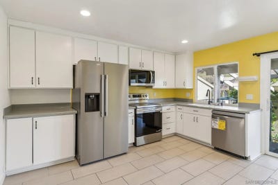 /international/us/7700-parkway-dr-la-mesa-ca-110099107893/