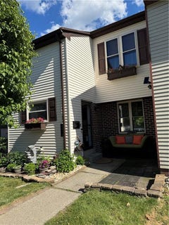 /international/us/3412-colonial-court-south-whitehall-twp-pa-110108917933/