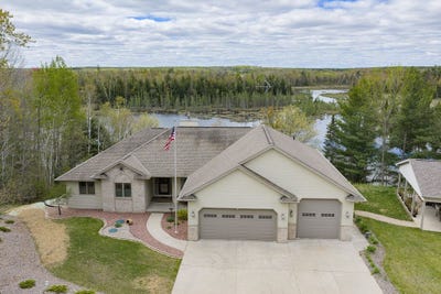 /international/us/16781-forest-hill-drive-townsend-wi-110106928562/