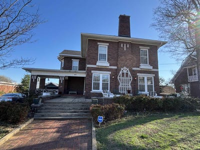 /international/us/407-third-fulton-ky-110106503924/