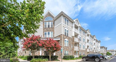 /international/us/24701-byrne-meadow-square-aldie-va-110108279125/