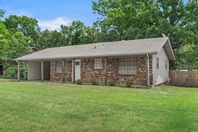 /international/us/8606-holiday-street-sherwood-ar-110108604070/