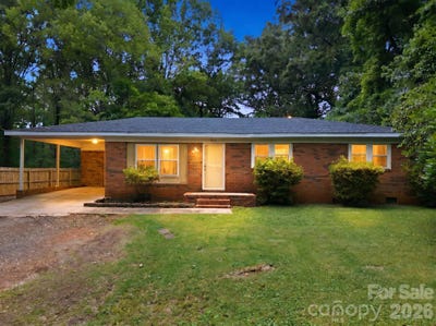 /international/us/304-shady-lane-norwood-nc-110108302122/