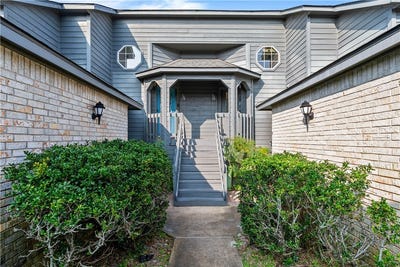 /international/us/210-oak-bay-street-rockport-tx-110120119829/