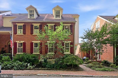 /international/us/59-ivy-road-wilmington-de-110120459642/