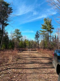 /international/us/fields-pond-road-orrington-me-110108332527/