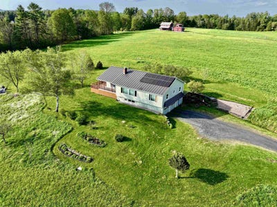 /international/us/1455-vt-rte-14-n-east-montpelier-vt-110108171385/
