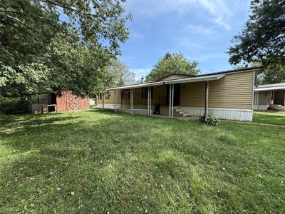 /international/us/16327-horseshoe-drive-saegertown-pa-110109775729/