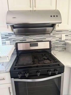 /international/us/34-44-59th-street-woodside-ny-110108490631/