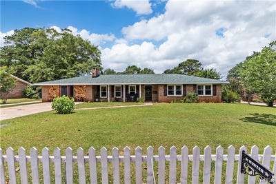 /international/us/1312-stanford-road-dothan-al-110106301162/