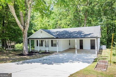 /international/us/4181-warren-road-flowery-branch-ga-110107820708/