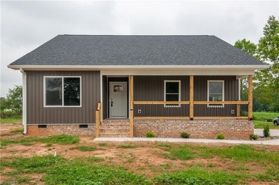 /international/us/107-viewmont-lane-ronda-nc-110101196177/?lang=id