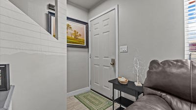 /international/us/3236-white-avenue-clifton-co-110107964423/