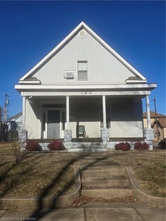 /international/us/723-n-19th-st-fort-smith-ar-110101236570/