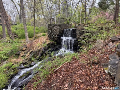 /international/us/143-roseville-road-westport-ct-110107440334/
