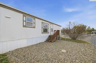 /international/us/260-nw-golden-hills-43-pullman-wa-110104874043/