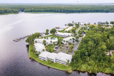 /international/us/236-river-bend-pl-welaka-fl-110108198757/