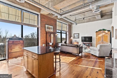 /international/us/6105-blue-stone-road-307-atlanta-ga-110105287014/