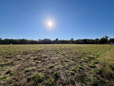 /international/us/2-56-acres-snipes-road-hurdle-mills-nc-110120449318/