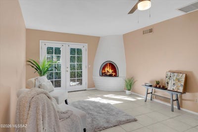 /international/us/9111-n-oracle-road-oro-valley-az-110107396558/
