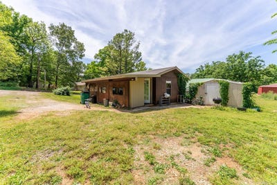 /international/us/302-w-5th-street-hardy-ar-110108147091/
