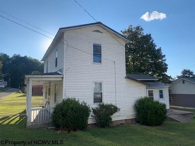 /international/us/68-cole-street-philippi-wv-110101919986/