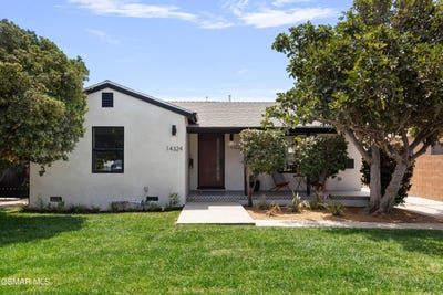 /international/us/14322-w-collins-street-sherman-oaks-ca-110108224516/