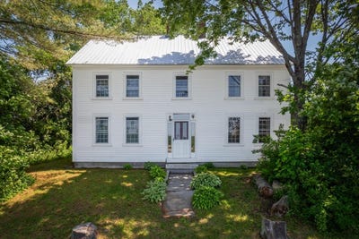 /international/us/93-cushnoc-road-vassalboro-me-110101065623/