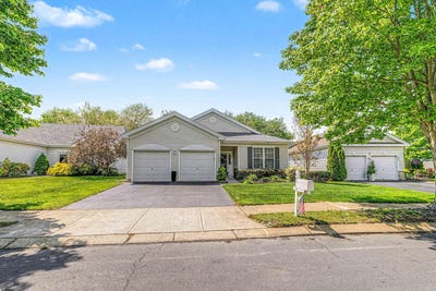 /international/us/537-chatham-way-galloway-township-nj-110107934897/