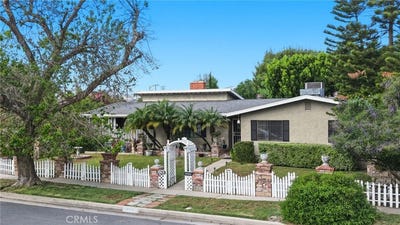 /international/us/20431-payeras-street-chatsworth-ca-110108191946/