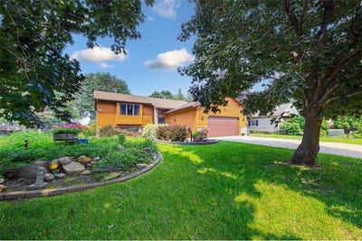 /international/us/2026-paulis-drive-faribault-mn-110101402706/?lang=en