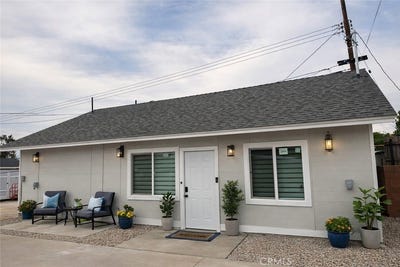 /international/us/559-e-juanita-avenue-glendora-ca-110107204746/