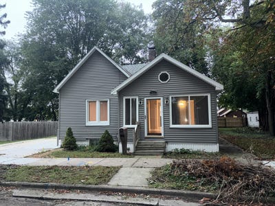 /international/us/1012-litchfield-street-bay-city-mi-110109595976/