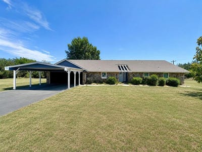 /international/us/1-oakridge-drive-shawnee-ok-110109833936/