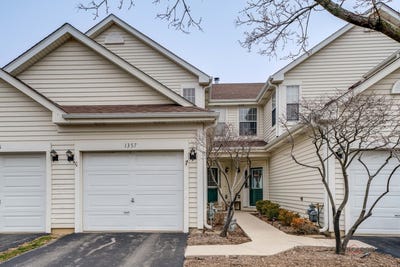 /international/us/1357-s-candlestick-way-waukegan-il-110108025403/