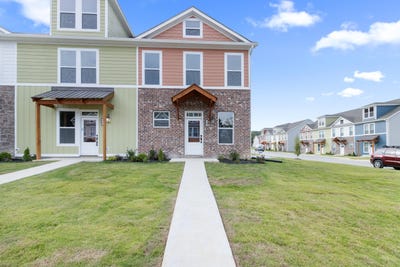 /international/us/1902-cypress-lane-cleveland-tn-110107785686/