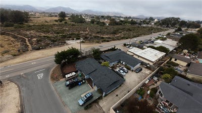 /international/us/701-los-osos-valley-los-osos-ca-110105388232/