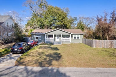 /international/us/1431-heather-drive-mount-pleasant-sc-110106026810/