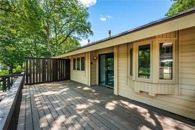 /international/us/223-birnamwood-drive-burnsville-mn-110100997786/