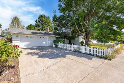 /international/us/467-bowmont-circle-medford-or-110101330796/?lang=en