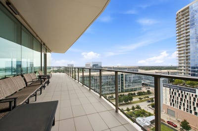 /international/us/7901-windrose-avenue-plano-tx-110119470867/