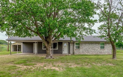 /international/us/332-county-road-149-gainesville-tx-110091606038/