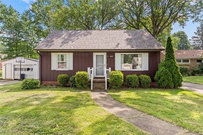 /international/us/2330-parkway-boulevard-alliance-oh-110100852219/