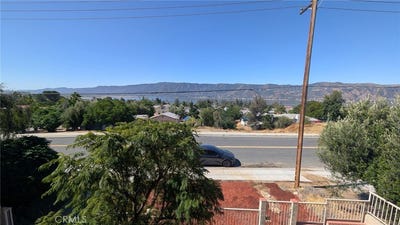/international/us/905-w-sumner-lake-elsinore-ca-110119315870/